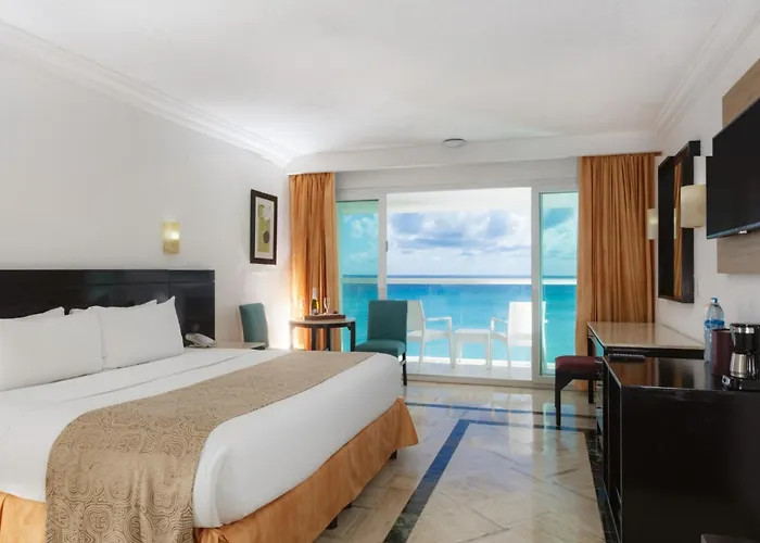 Krystal Cancun